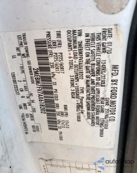 2010 Mercury Grand Marquis Ls z USA, uszkodzony, nr VIN 2MEBM7FV7AX618202